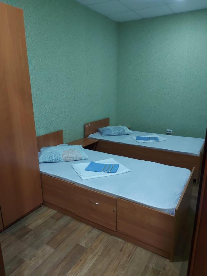 Мини-Отель "Алатау",Хостел Pavlodar Eksteriør billede